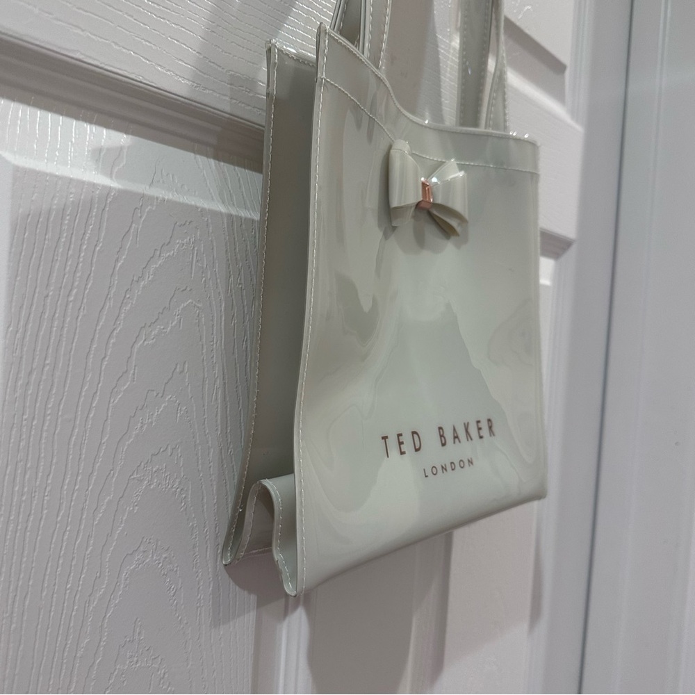 Ted Baker Alacon White Elegant Tote Bag - Picture 2 of 8